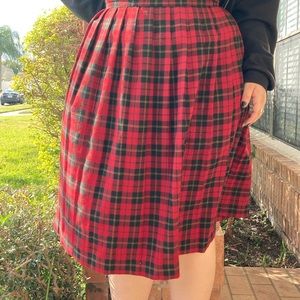 Plus Size Red & Black Plaid Skirt